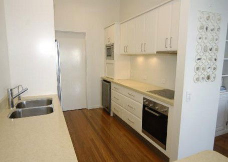 Claytons On Cylinder Beach Front Apartments - Accommodation Bookings 0