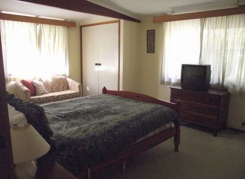 Cloudlands - Holiday Home - Accommodation Bookings 3