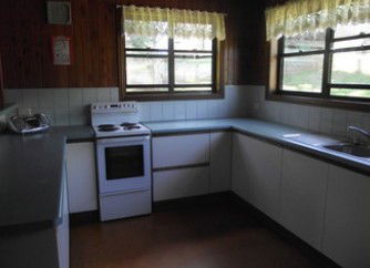 Oodgeroo - Chalet - Accommodation Bookings 3