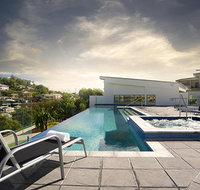 Oaks Gateway on Palmer - Accommodation Bookings