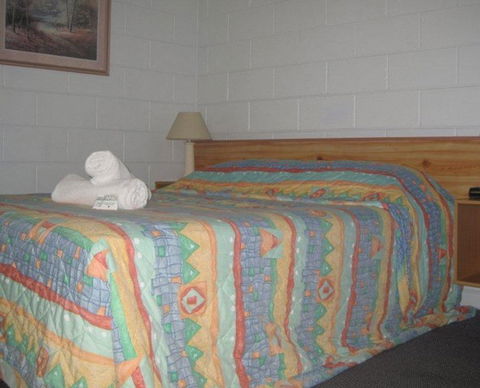 Country Road Motel - Accommodation Bookings 1