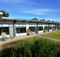 Coastal Breeze Units 1 to 5 - Accommodation Bookings