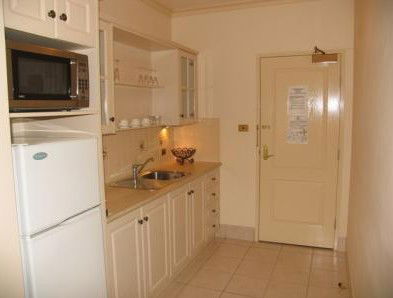 The Lawson Motor Inn - Accommodation Bookings 3