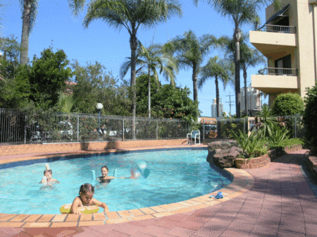 Grangewood Court Holiday Apartments - Accommodation Bookings