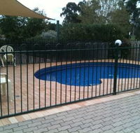 Golden Guitar Motor Inn - Accommodation Bookings