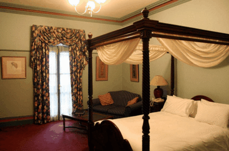 The Yarra Glen Grand Hotel - Accommodation Bookings