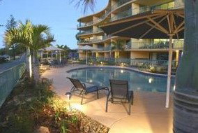 Norfolks On Moffat Beach - Accommodation Bookings 5