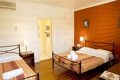 Easystay Motel - Accommodation Bookings