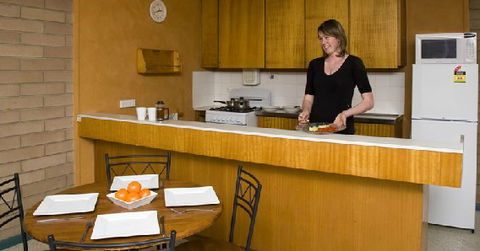 Hillsview Tourist Apartments - Accommodation Bookings 3