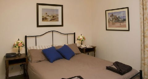 Hillsview Tourist Apartments - Accommodation Bookings 5