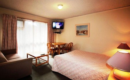  Accommodation Bookings