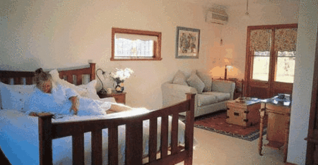 Carriages Country House - Accommodation Bookings 3