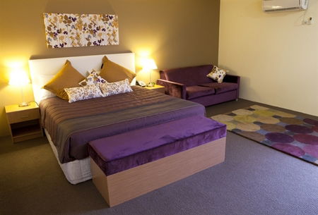 Chipping Norton NSW Accommodation Bookings