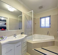 Comfort Inn And Suites Georgian Albury - Accommodation Bookings