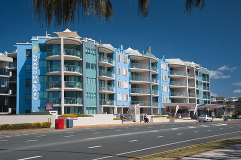Grand Palais Beachside Resort - Accommodation Bookings 7