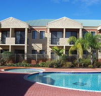 Country Comfort Inter City Perth Hotel  Apartments - Accommodation Bookings