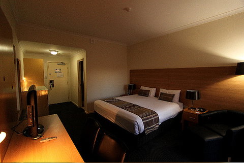 Country Comfort Inter City Perth Hotel & Apartments - Accommodation Bookings 4