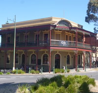 Rifle Brigade Hotel - Accommodation Bookings