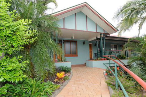 McNevins Logan Park - Accommodation Bookings 0
