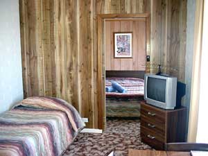 Oyster Court Motel - Accommodation Bookings 1