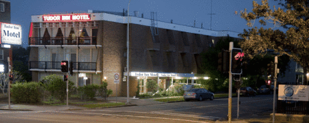 Tudor Inn Motel - Accommodation Bookings 0