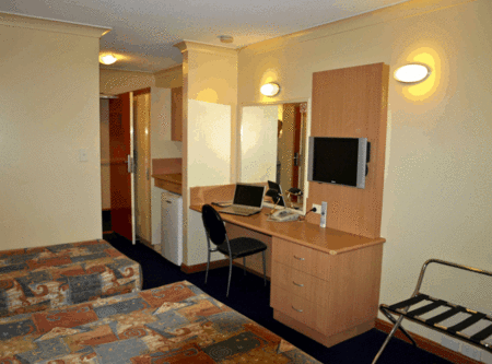 Airport Motel - thumb 0