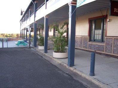 Crown Hotel Motel - Accommodation Bookings 2