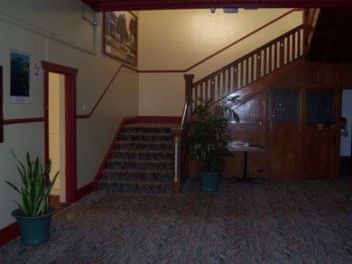 Crown Hotel Motel - Accommodation Bookings 3