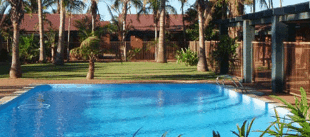 Walkabout Hotel