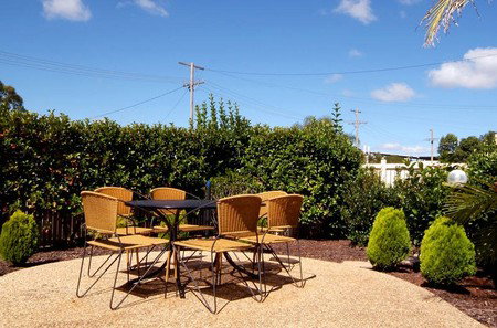 Asters On James Motor Inn - Accommodation Bookings 2