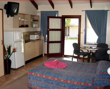 The Village Cabins - Accommodation Bookings 3