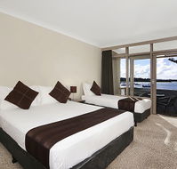Waters Edge Country Comfort - Accommodation Bookings