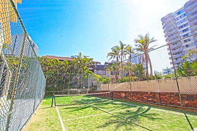 Seacrest Beachfront Holiday Apartments - Accommodation Bookings 16