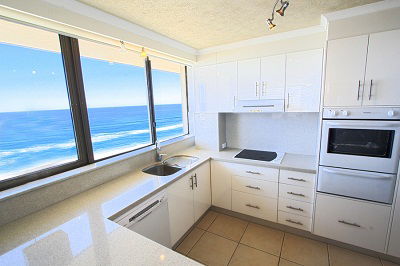Seacrest Beachfront Holiday Apartments - Accommodation Bookings 27