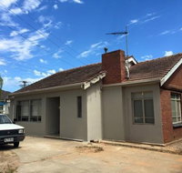 Adelaide Rooms - Accommodation Bookings