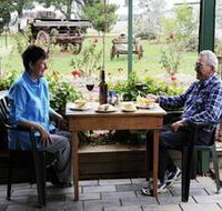 Stone Hut Cottages - Accommodation Bookings