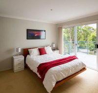 The Lake Limo - Accommodation Bookings