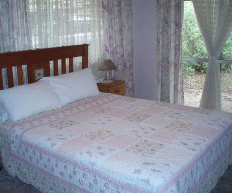 Eighteen Mile Cottage And Homestead - Accommodation Bookings 7