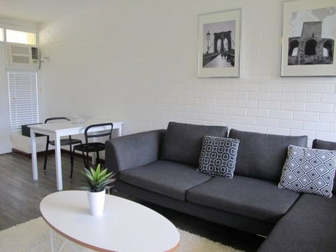 Staywest Apartments - Accommodation Bookings 5