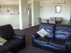 Apartment 8 Peninslua Waters - Accommodation Bookings 1