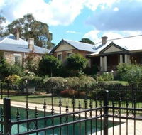 Chapel House - Accommodation Bookings