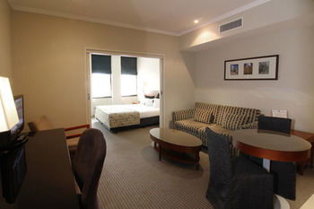 Quality Hotel Batman's Hill On Collins - Accommodation Bookings 10