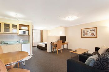Melbourne Metropole Central - Accommodation Bookings 24