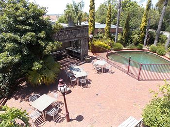 Bell Motel - Accommodation Bookings 11