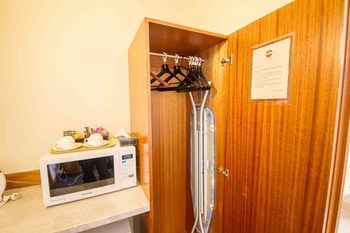 Bell Motel - Accommodation Bookings 23