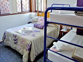 Wombats B&B - Apartments - Accommodation Bookings 6