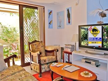 Wombats B&B - Apartments - Accommodation Bookings 7