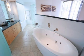 Oceans Mooloolaba - Accommodation Bookings 2