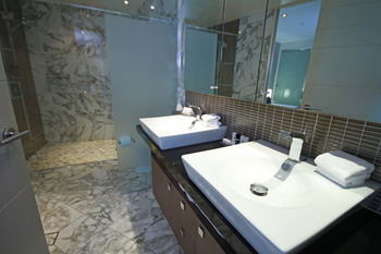 Oceans Mooloolaba - Accommodation Bookings 21