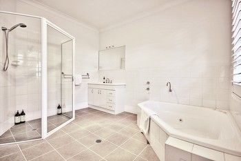 Dolphin Sands - Accommodation Bookings 4